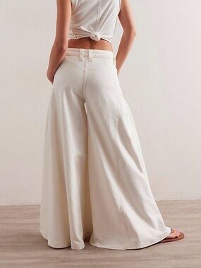 NWT Free People Cream Wide Leg Flare sz 27 regular NWT